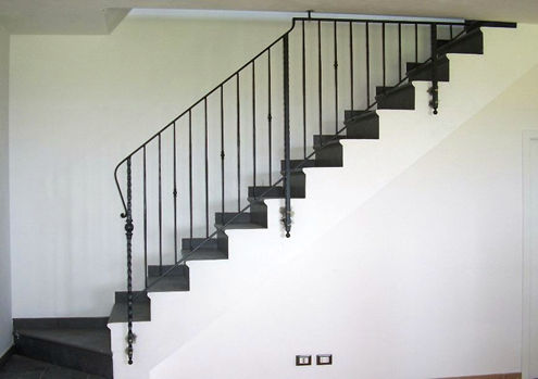 railing for interior with hammered square and studs, and with head elements in vertical ball