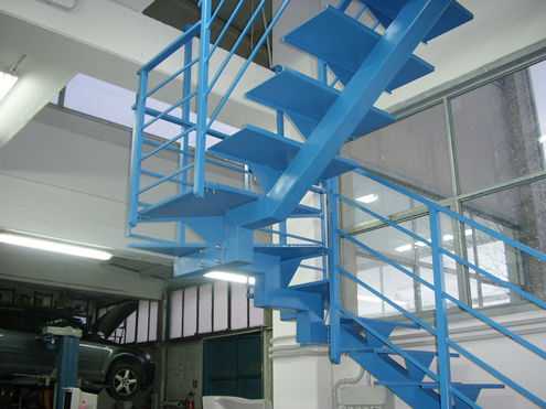 iron ladder with body bolster